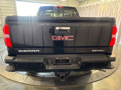 Used 2018 GMC Sierra 2500 Denali w/ Duramax Plus Package AWD/4WD image 6