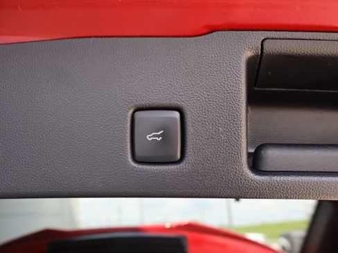 Certified 2025 Ford Escape ST-Line Select AWD/4WD image 30