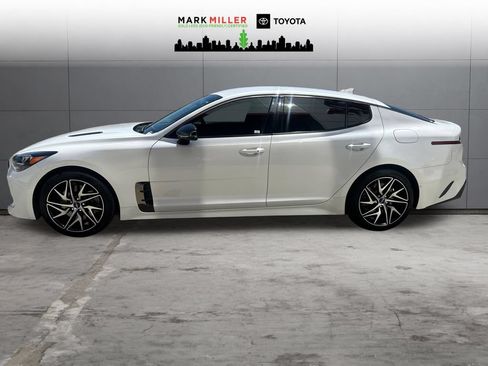 Used 2022 Kia Stinger GT-Line AWD/4WD image 2