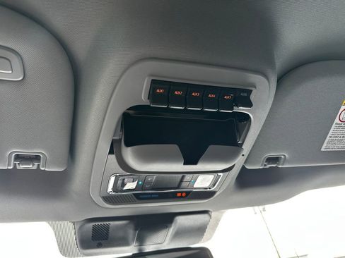 New 2026 Ford F250 Lariat w/ Black Appearance Package image 78