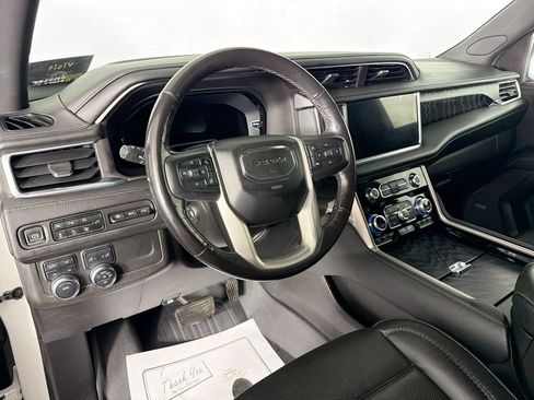 Used 2022 GMC Yukon Denali AWD/4WD image 9