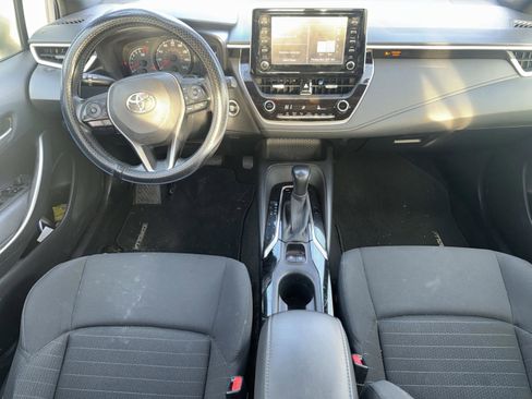 Used 2020 Toyota Corolla SE image 12