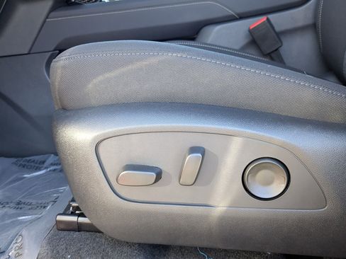 New 2026 GMC Acadia Elevation image 23