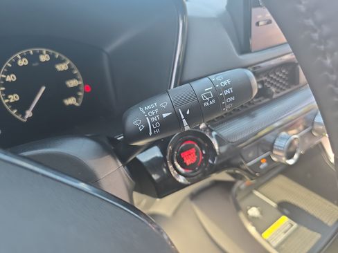 Used 2024 Honda CR-V EX-L image 25