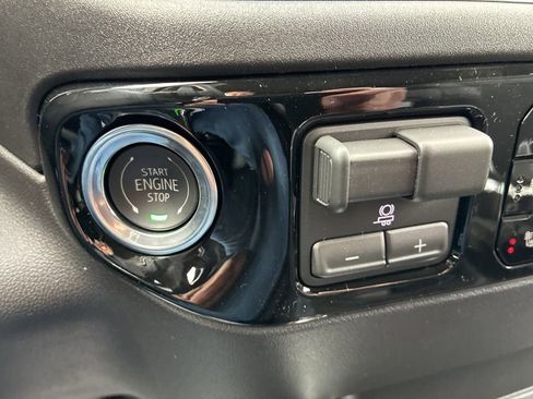 New 2026 Chevrolet Silverado 1500 LTZ w/ LTZ Premium Package image 15