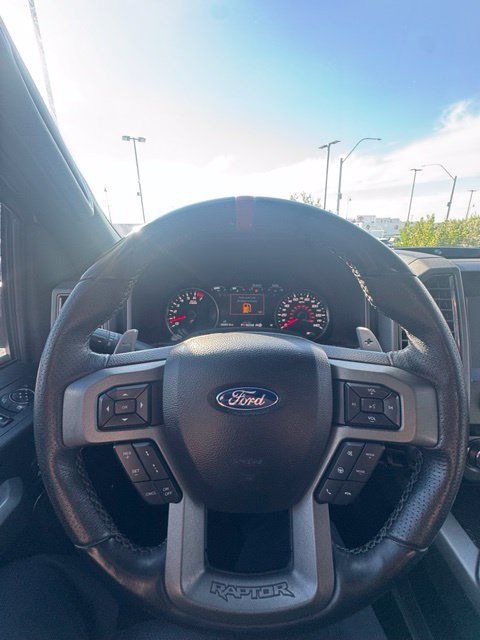 Used 2019 Ford F150 Raptor w/ Equipment Group 802A Luxury AWD/4WD image 21