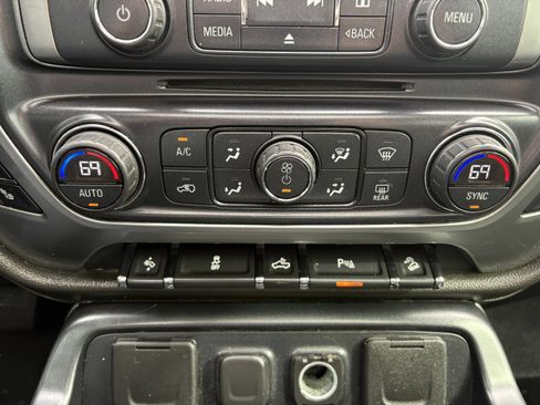 Used 2015 Chevrolet Silverado 1500 LTZ Z71 w/ LTZ Plus Package image 18