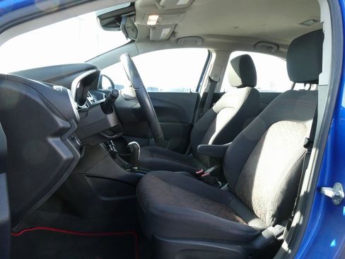 Used 2020 Chevrolet Sonic LT w/ Convenience Package image 19