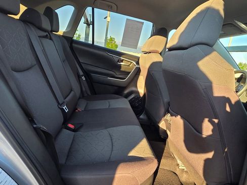 Used 2024 Toyota RAV4 XLE image 31