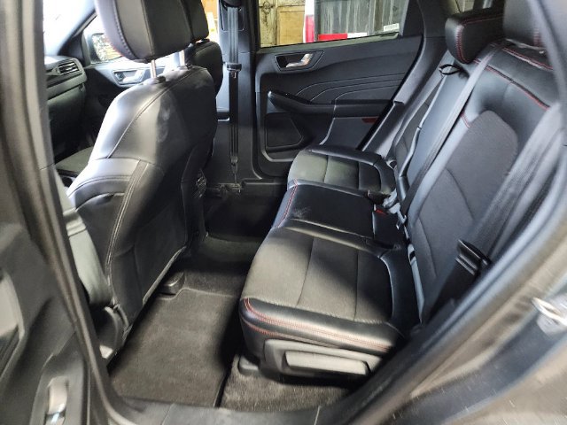 Used 2025 Ford Escape ST-Line AWD/4WD image 7