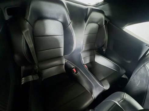 Used 2021 Ford Mustang Premium image 25