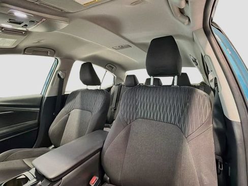 Used 2025 Toyota Camry LE FWD image 18