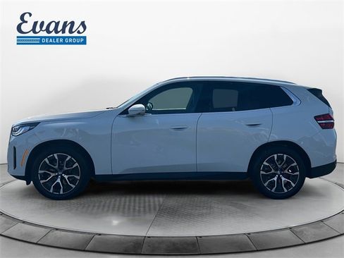 New 2026 BMW X3 xDrive30 w/ Premium Package image 2