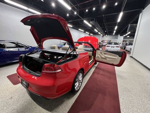 Used 2015 Volkswagen Eos Komfort image 48