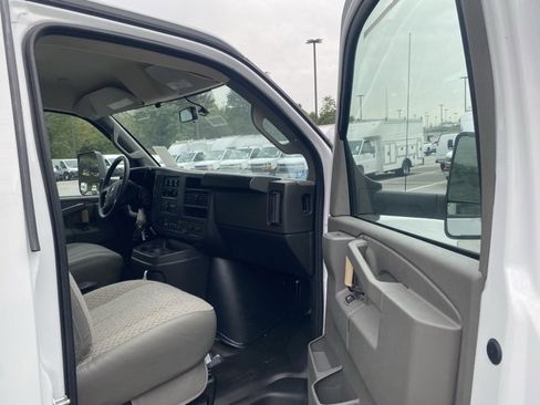New 2025 Chevrolet Express 3500 w/ Power Convenience Package image 49
