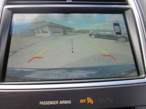 Used 2018 Lincoln MKX Select w/ Select Plus Package AWD/4WD image 17