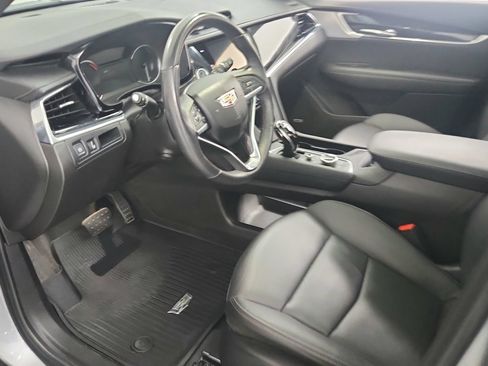 Certified 2023 Cadillac XT6 Premium Luxury w/ LPO, Floor Liner Package AWD/4WD image 18