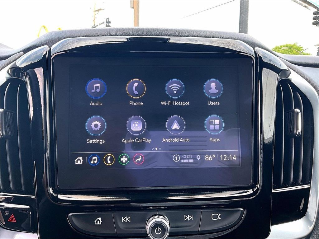 Used 2023 Chevrolet Traverse LT AWD/4WD image 27
