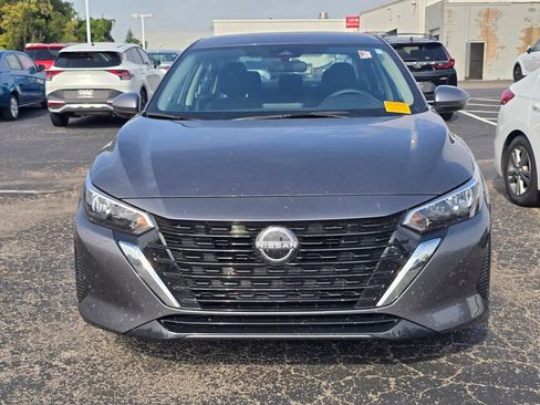 Used 2025 Nissan Sentra S FWD image 2