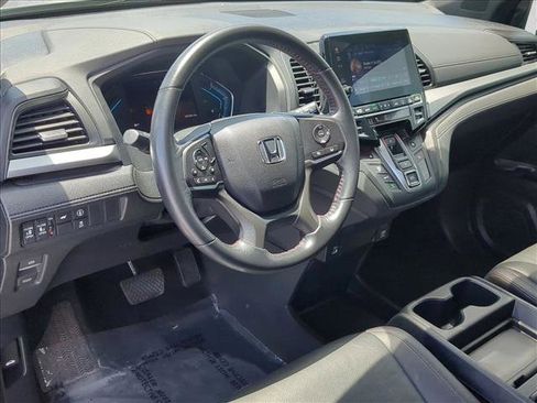 Used 2023 Honda Odyssey Sport image 10