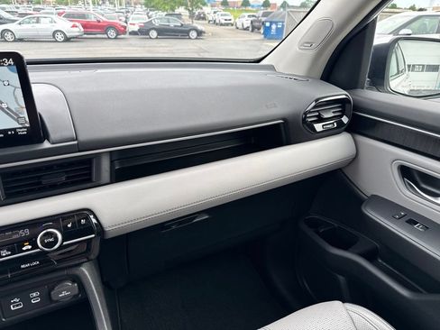 Certified 2024 Honda Pilot Elite image 29