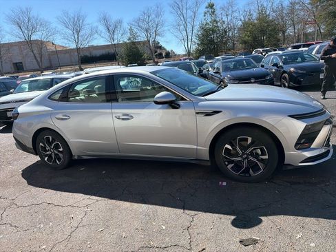 Used 2025 Hyundai Sonata SEL image 4