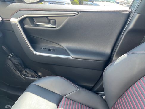 Used 2024 Toyota RAV4 XSE w/ Weather Package AWD/4WD image 26