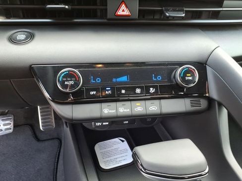 New 2026 Hyundai Elantra Sport FWD image 18