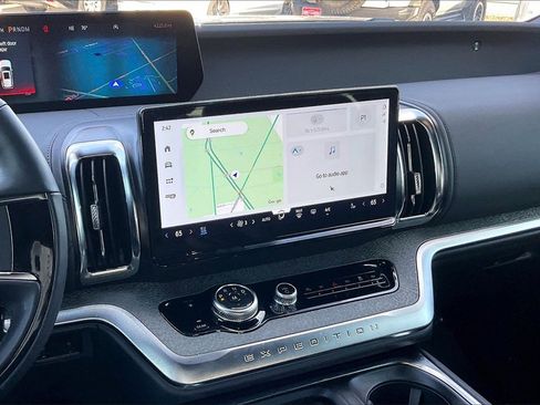 New 2025 Ford Expedition Tremor image 6