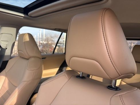 Certified 2024 Toyota RAV4 XLE Premium image 9