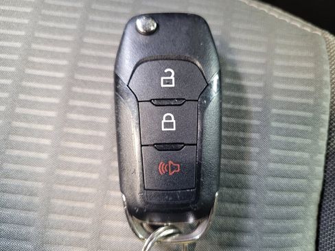 Used 2022 Ford Escape S AWD/4WD image 32