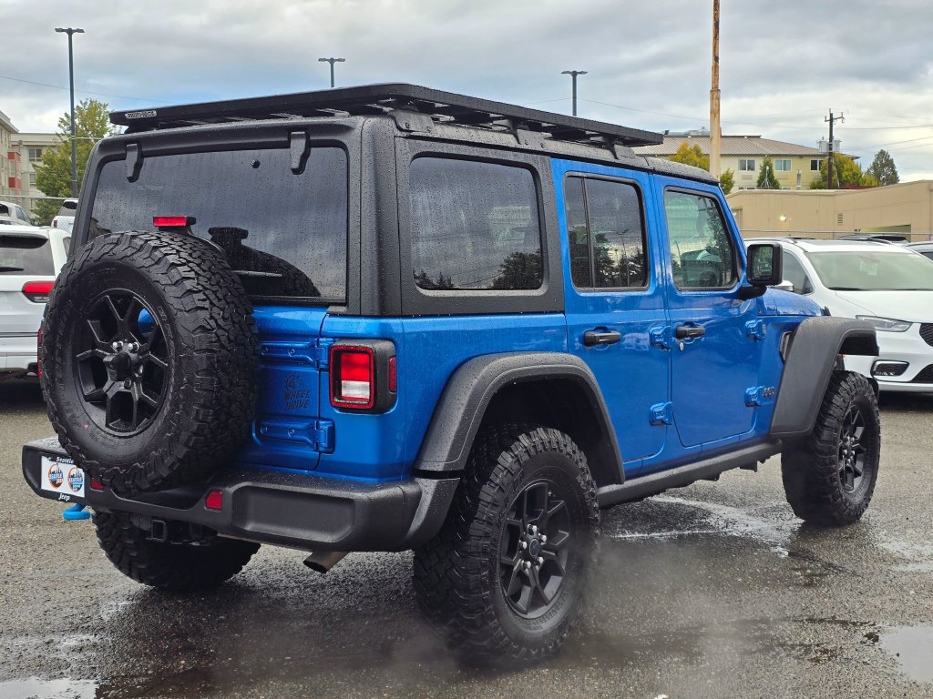Used 2024 Jeep Wrangler Unlimited AWD/4WD image 8