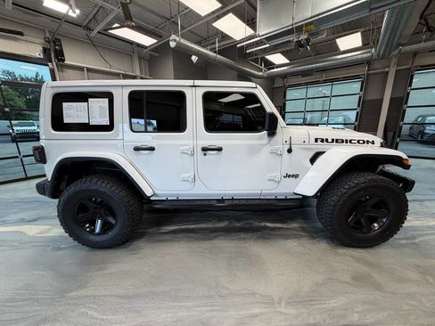Used 2022 Jeep Wrangler Unlimited Rubicon w/ Trailer Tow Package AWD/4WD image 34