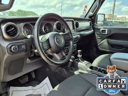 Used 2023 Jeep Gladiator Sport AWD/4WD image 13