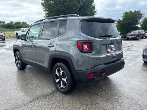 Used 2022 Jeep Renegade Trailhawk AWD/4WD image 3