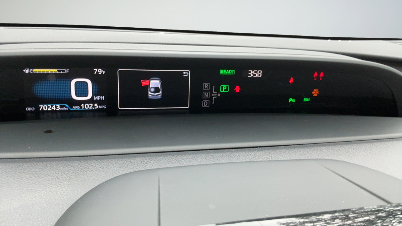 Used 2019 Toyota Prius Prime Advanced FWD image 12