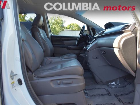 Used 2013 Honda Odyssey Touring image 23