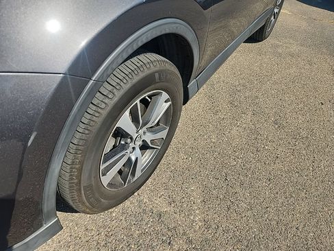 Used 2017 Toyota RAV4 XLE w/ Carpet Mat Package FWD image 8