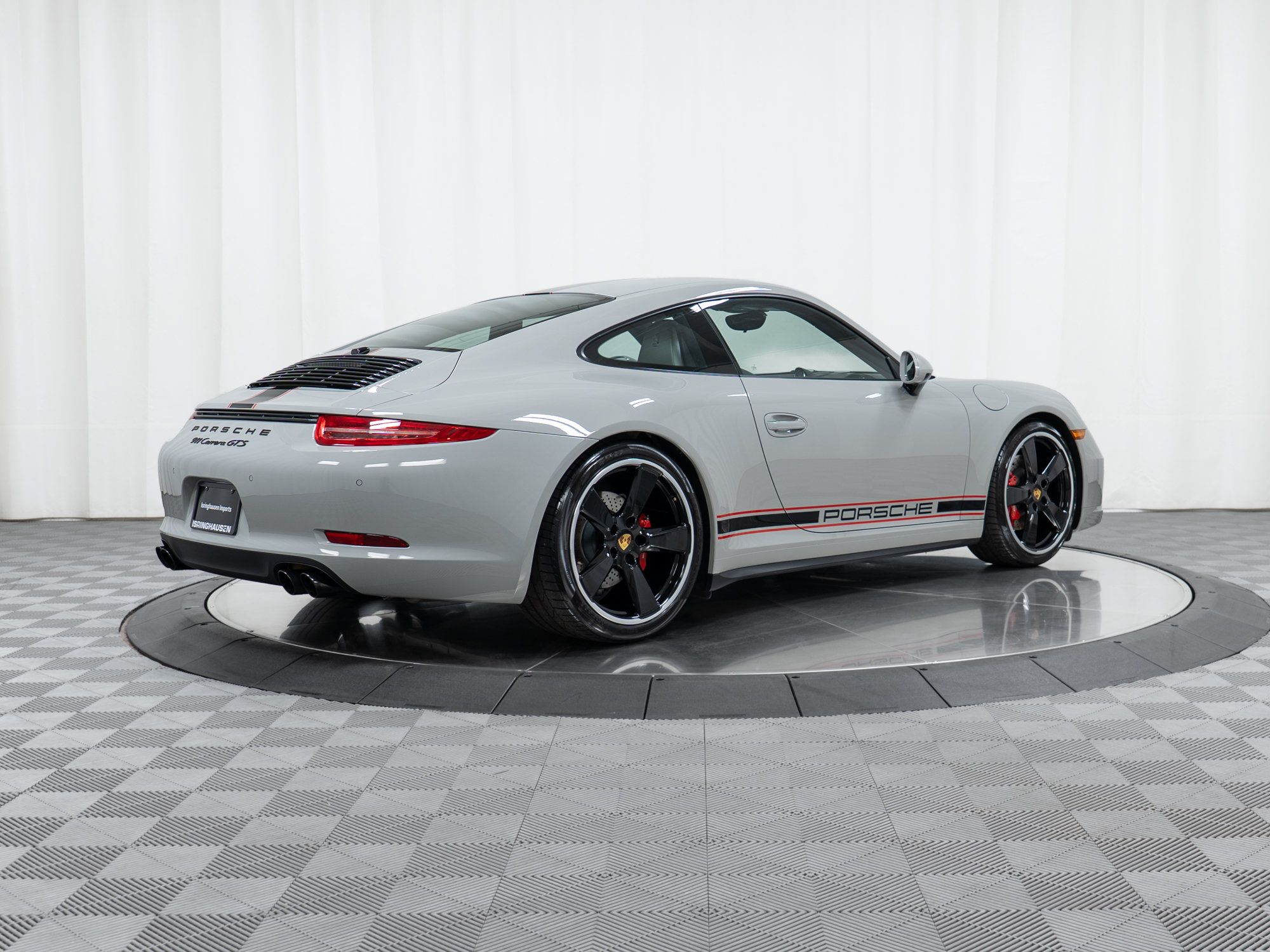 Certified 2016 Porsche 911 Carrera GTS RWD image 7
