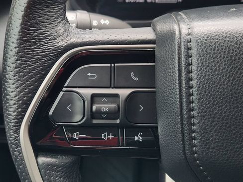 Certified 2023 Toyota Sequoia Limited AWD/4WD image 30