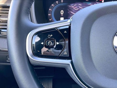 Used 2025 Volvo XC90 T8 Ultra image 21