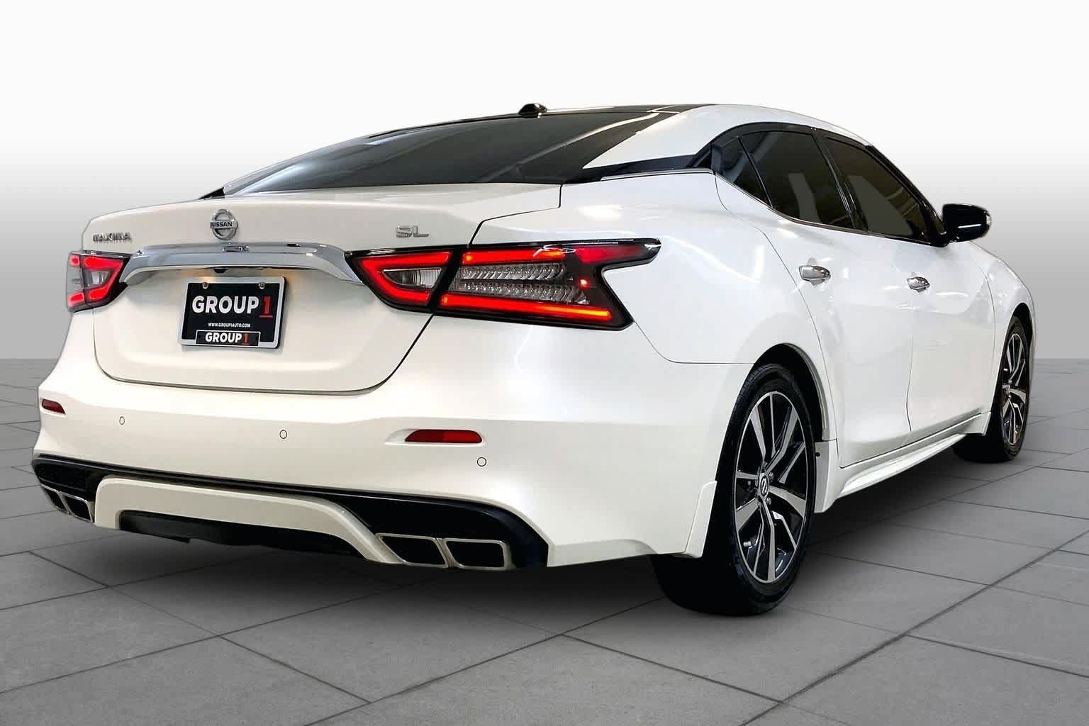 Used 2020 Nissan Maxima 3.5 SL w/ Floor Mat Group FWD image 12