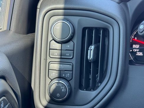 Used 2025 Chevrolet Silverado 1500 Custom Trail Boss w/ Turbomax Blackout Package image 27