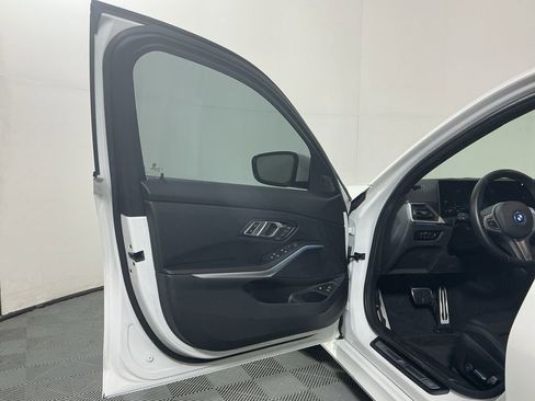 Certified 2023 BMW 330e w/ M Sport Package image 20
