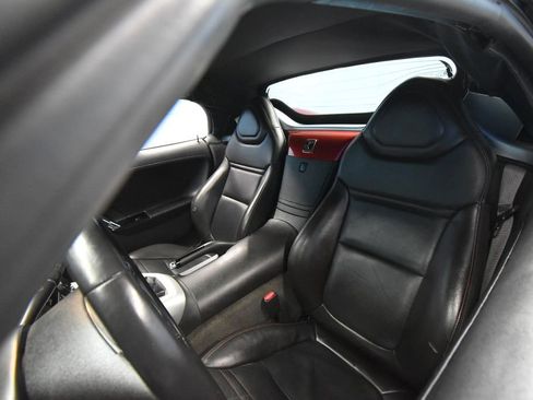 Used 2009 Saturn Sky Ruby Red image 23