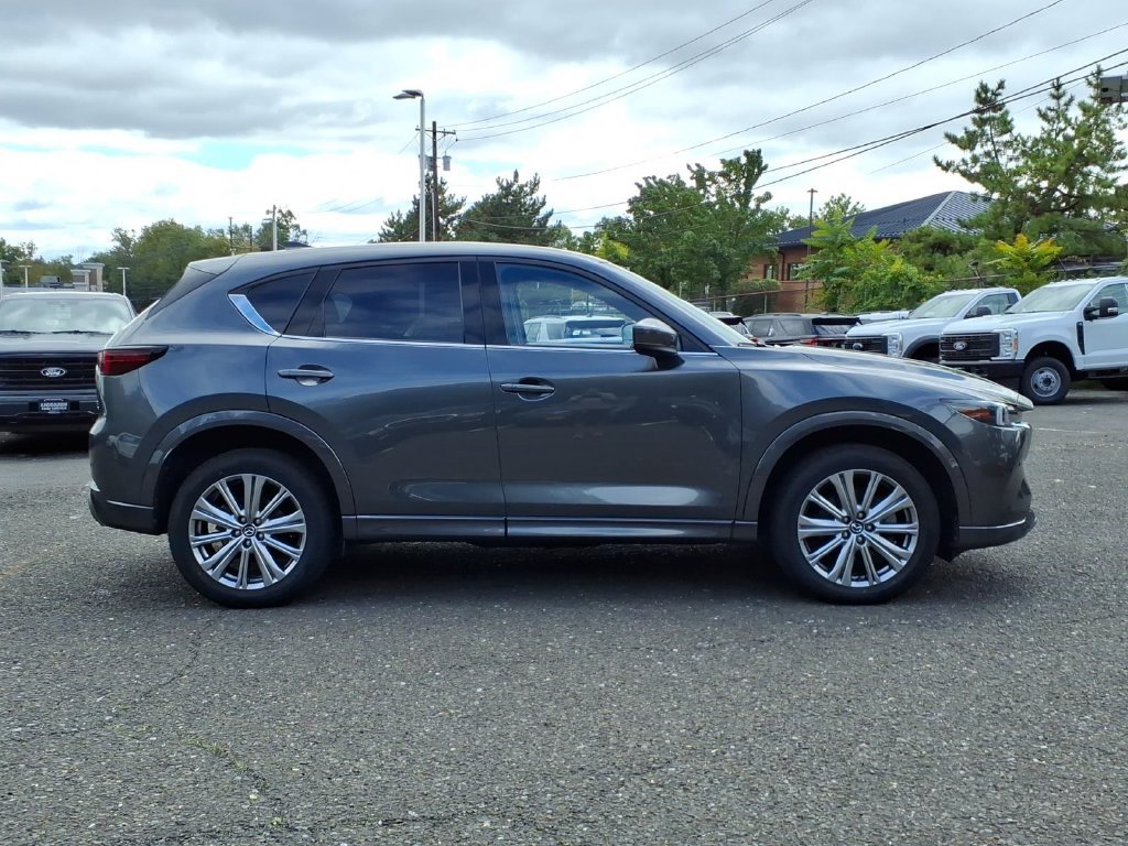Used 2023 MAZDA CX-5 Signature AWD/4WD image 8