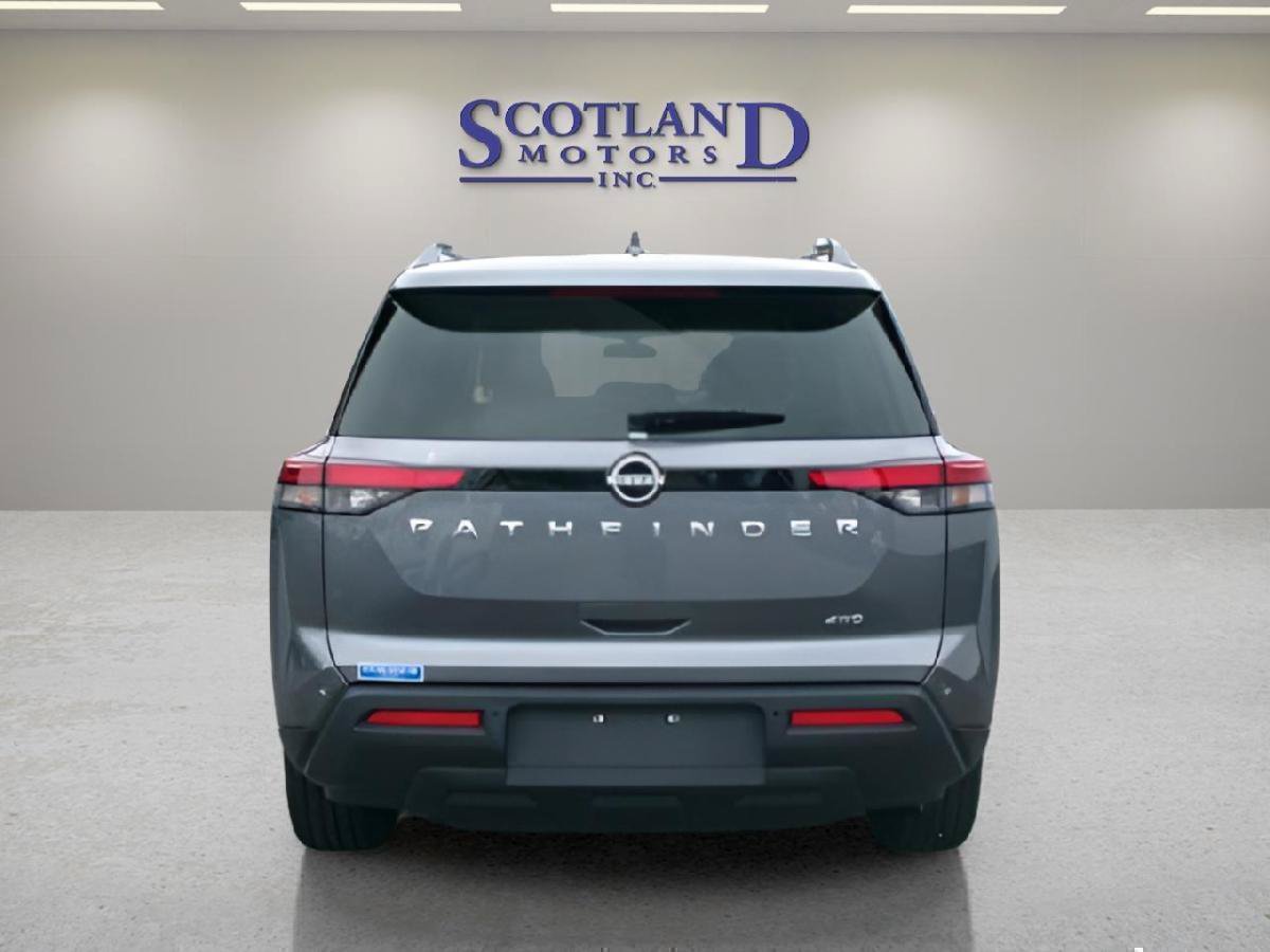Used 2025 Nissan Pathfinder SV AWD/4WD image 7