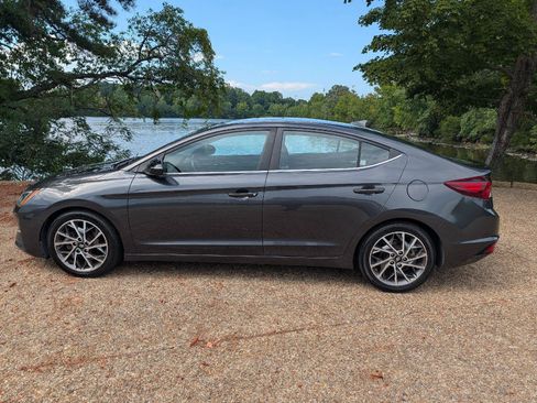 Used 2020 Hyundai Elantra Limited w/ Ultimate Package 03 FWD image 8