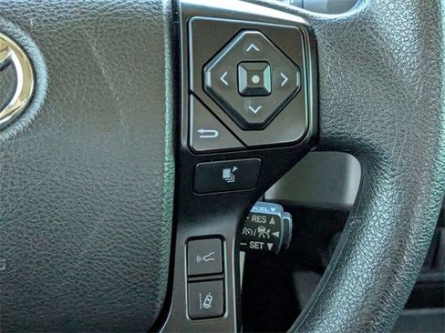 Used 2022 Toyota Tacoma SR image 26
