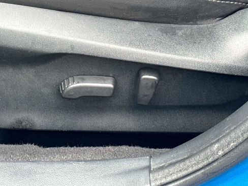 Used 2020 Subaru Impreza 2.0i Limited image 17